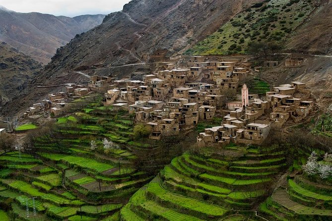 Traveling in Morocco with low-cost accommodation and cultural experiences cheaper than Europe