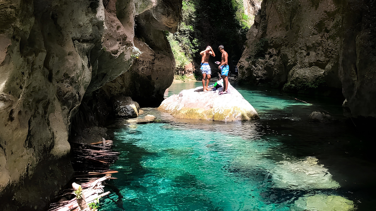 Akchour Waterfalls & Chefchaouen Day Tour with Traditional Tajine Lunch